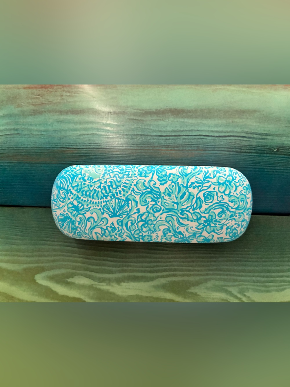 Lilly Pulitzer Turquoise Floral Pattern Eyeglass Case - Picture 1 of 5